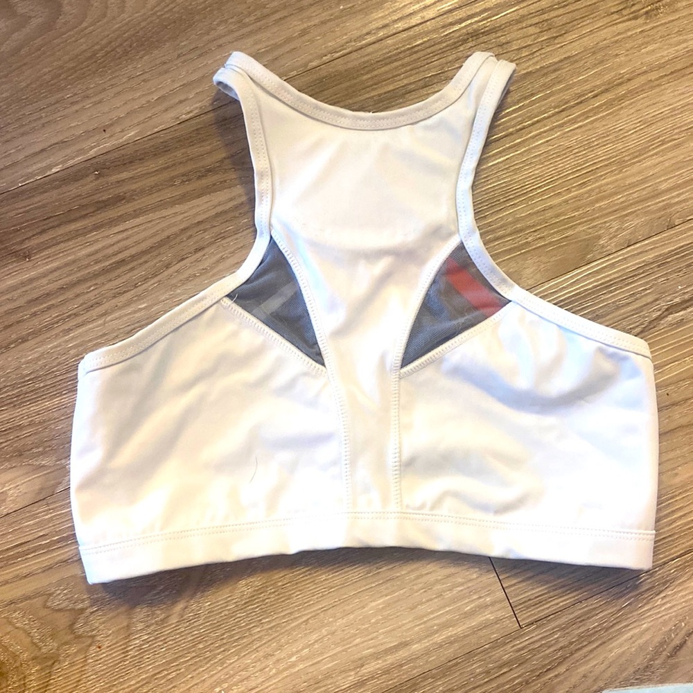 The Chestee Water-Resistant Sports Bra "Sloane" – White, Size 6
